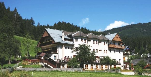 haus-der-begegnung-hutte